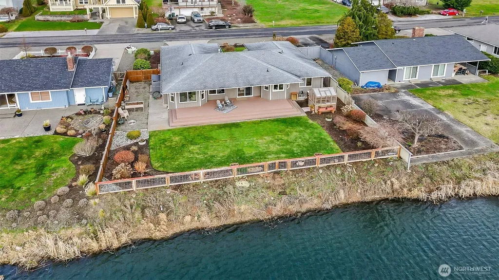 5479 Salish Road Blaine WA 98230