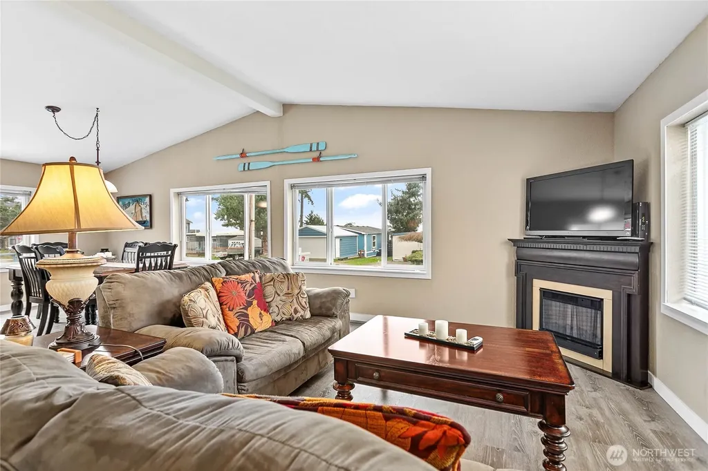 7460 Sunset Drive Blaine WA 98230
