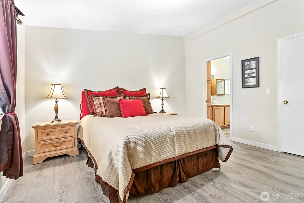 7460 Sunset Drive Blaine WA 98230