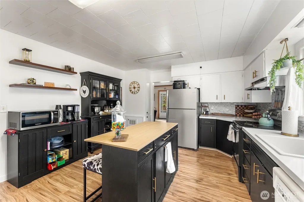 7325 65th Avenue SE Snohomish WA 98290
