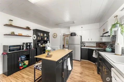 7325 65th Avenue SE Snohomish WA 98290