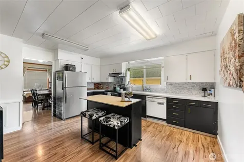 7325 65th Avenue SE Snohomish WA 98290
