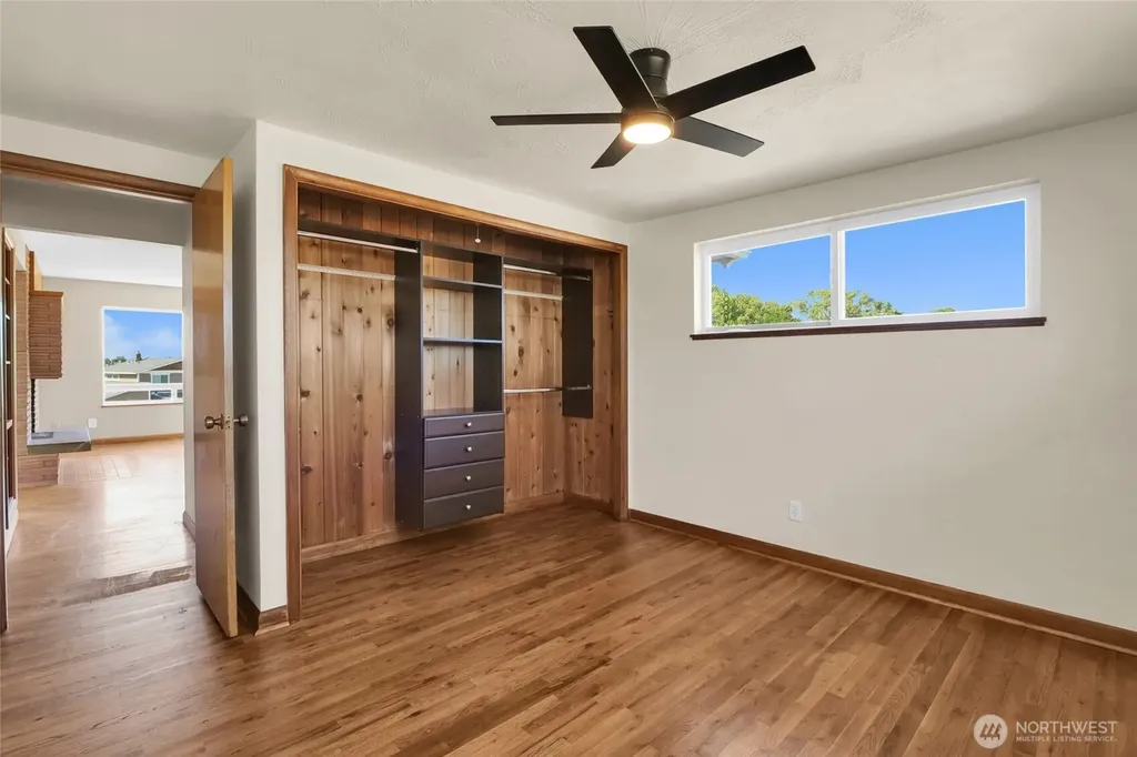 8061 NE Valley Road Moses Lake WA 98837