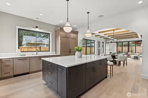 10789 SE 10th Street Bellevue WA 98004