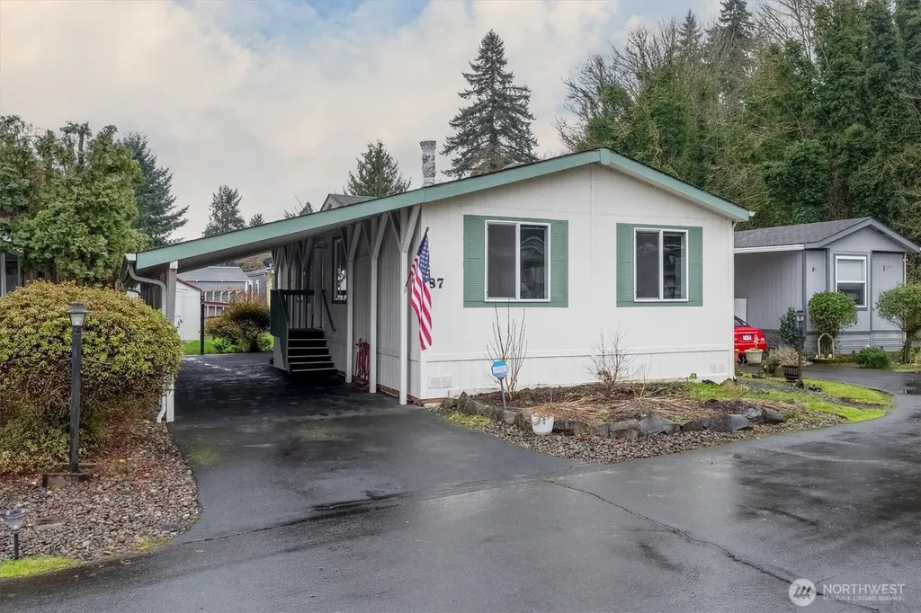 1965 Westside Highway Kelso WA 98626
