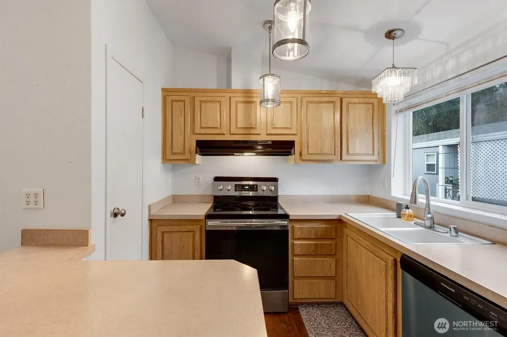 1965 Westside Highway Kelso WA 98626