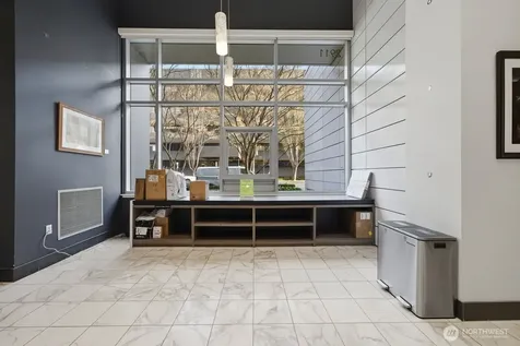 2911 2nd Avenue Seattle WA 98121