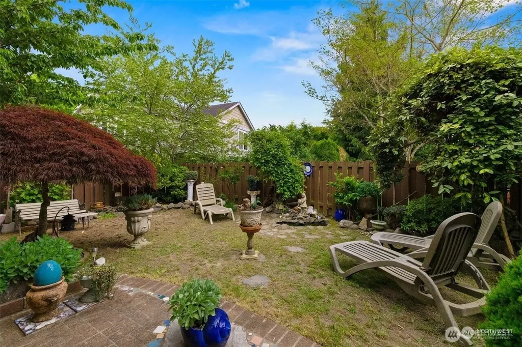 5615 S 233rd Street Kent WA 98032