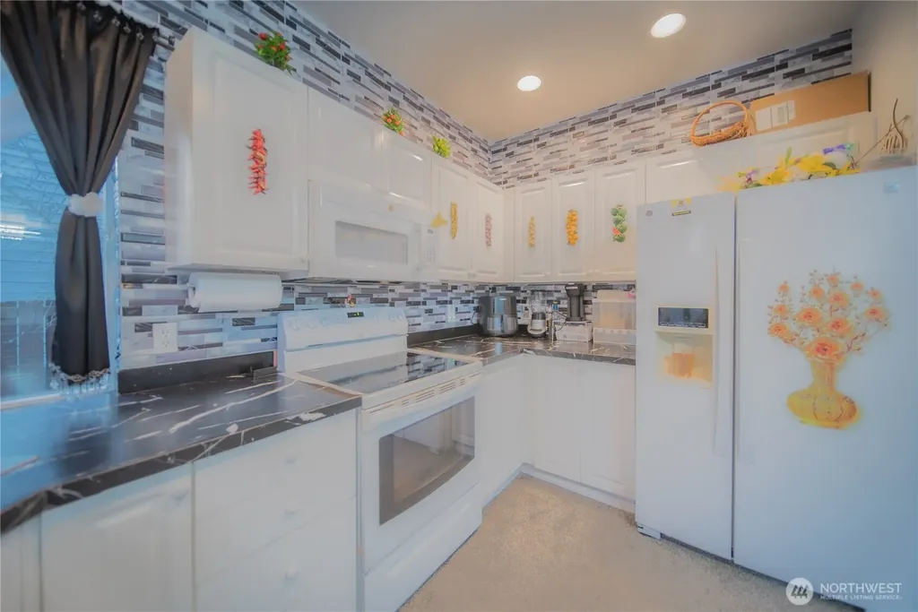 5615 S 233rd Street Kent WA 98032