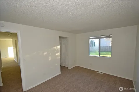 6802 88th Place NE Marysville WA 98270