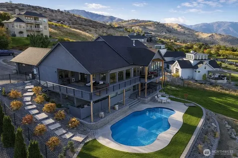 149 Clos Chevalle Road Chelan WA 98816