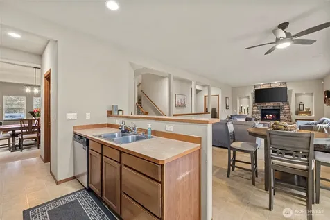 11801 58th Avenue NE Marysville WA 98271