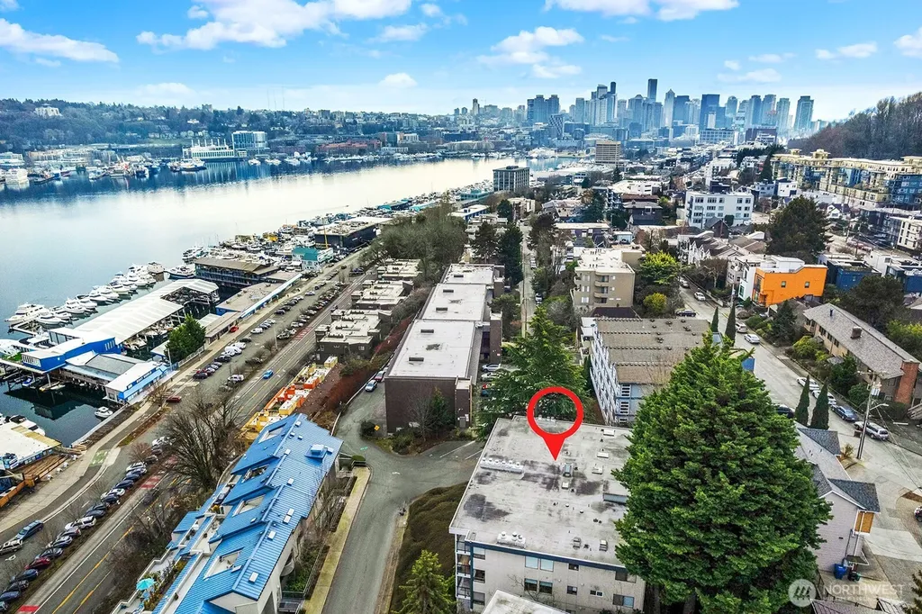 2401 8th Avenue N Seattle WA 98109