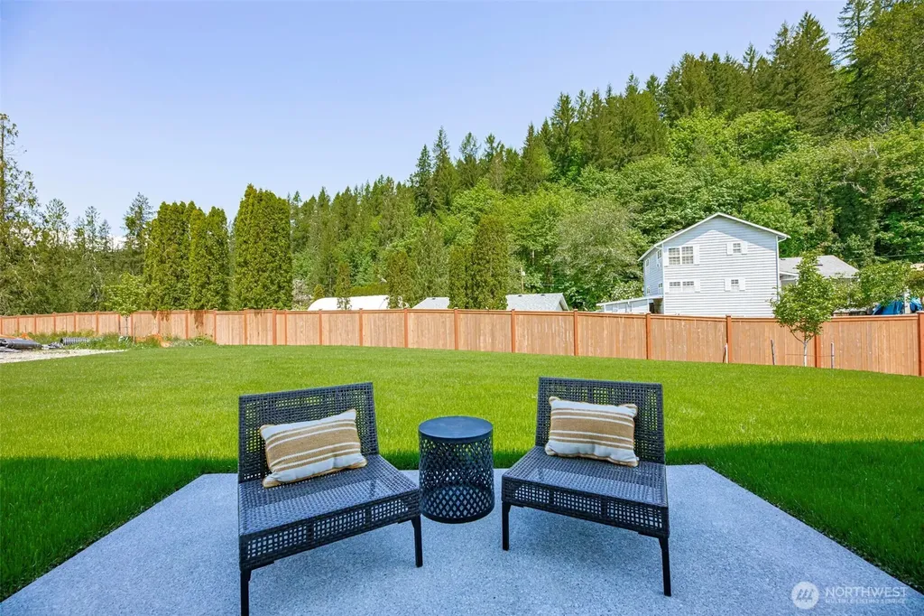 4210 336th Avenue NE Carnation WA 98014