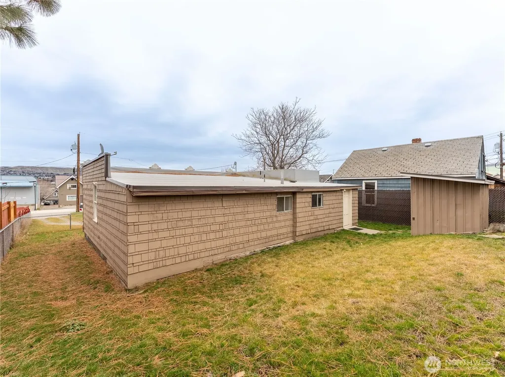 616 Chelan Avenue Wenatchee WA 98801