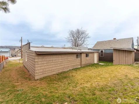 616 Chelan Avenue Wenatchee WA 98801