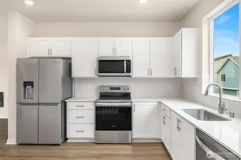 2425 160th Place NE Marysville WA 98271