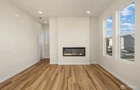 2425 160th Place NE Marysville WA 98271