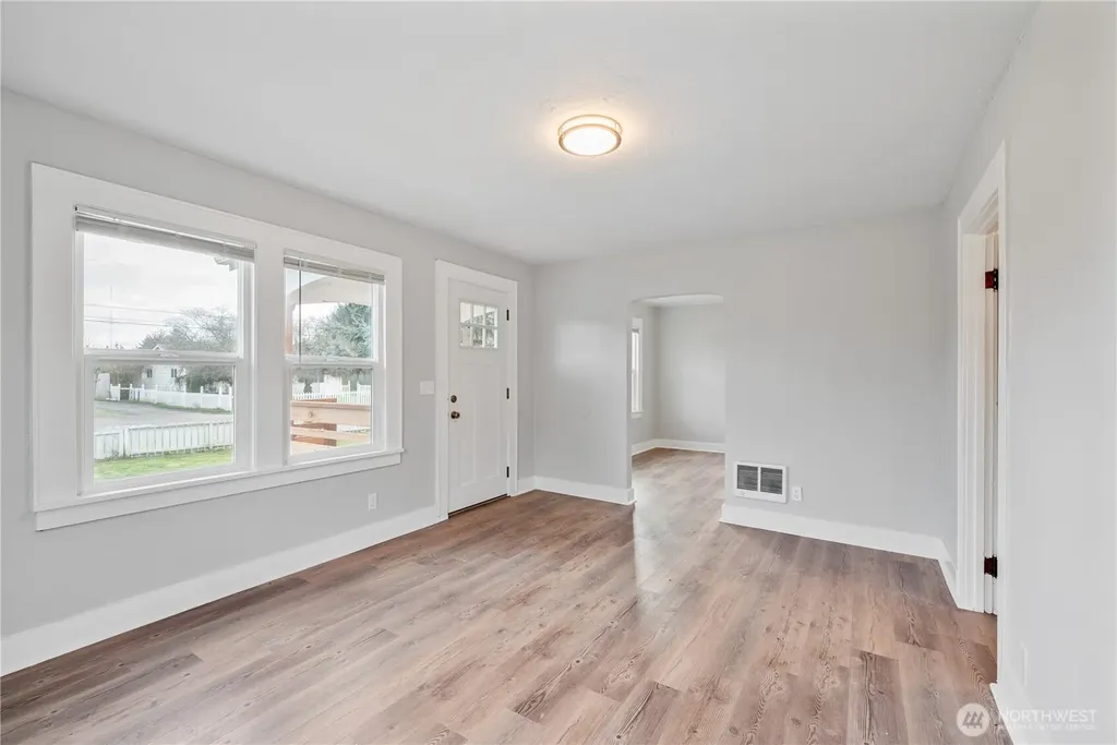 2103 36th Avenue Longview WA 98632