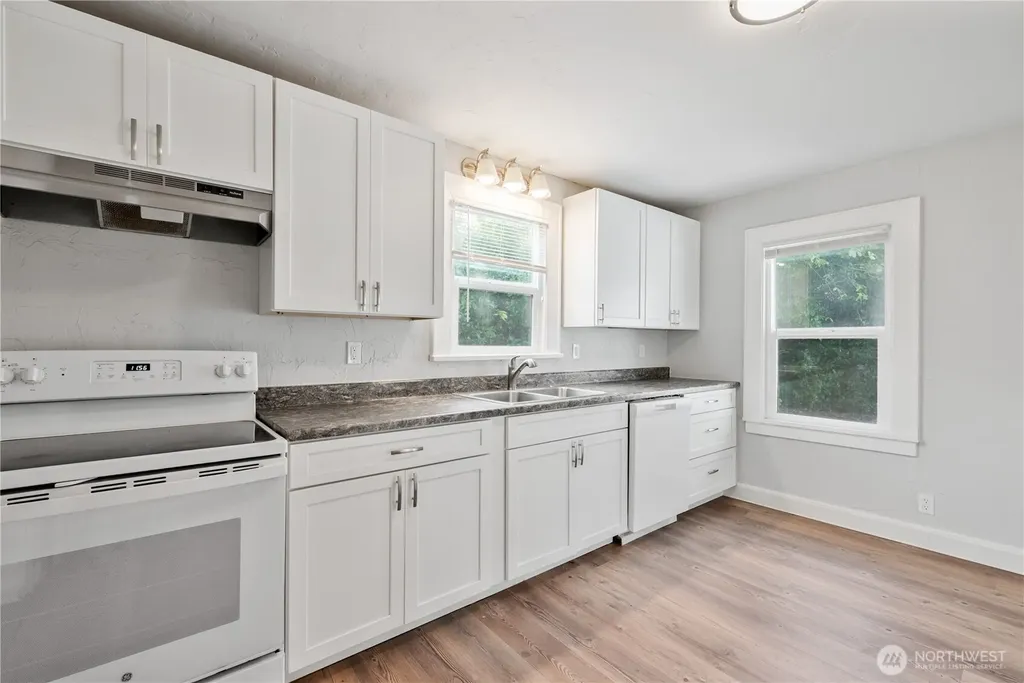 2103 36th Avenue Longview WA 98632