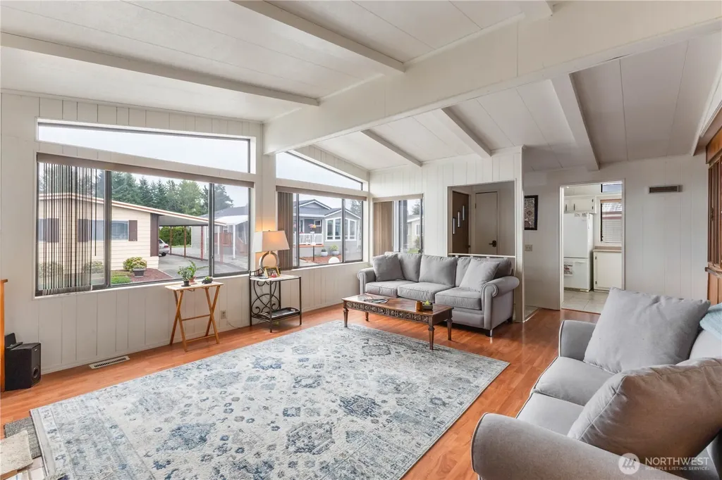 11436 SE 208th Street Kent WA 98031