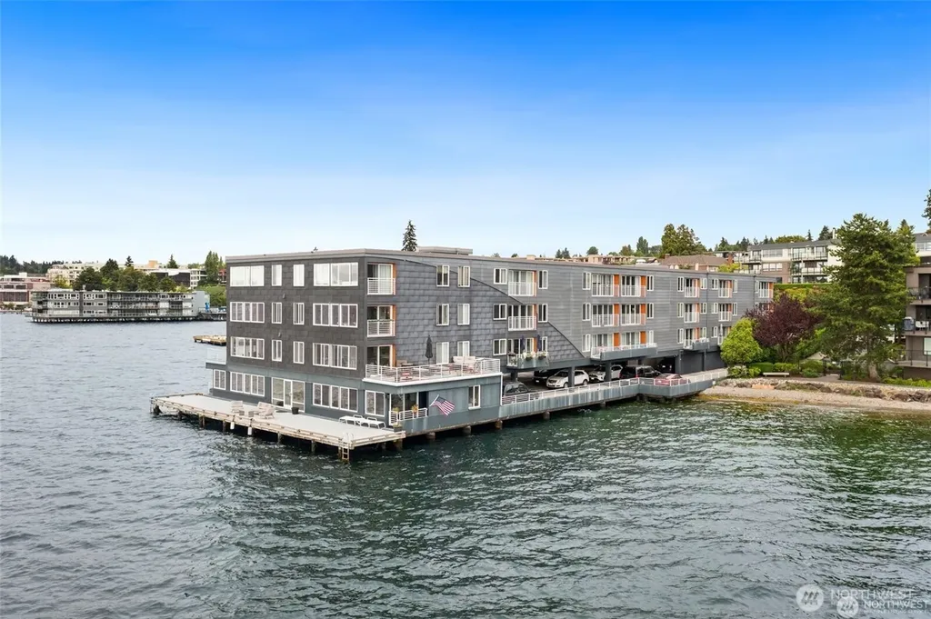 733 Lake Street S Kirkland WA 98033