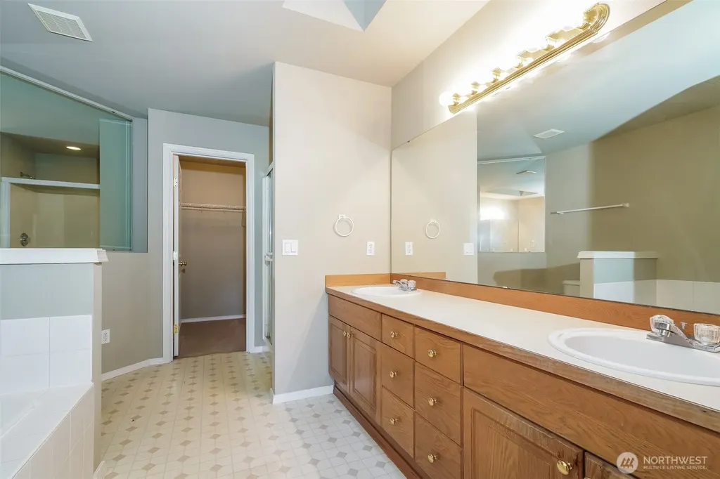 10907 185th Avenue E Bonney Lake WA 98391