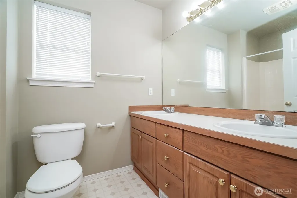 10907 185th Avenue E Bonney Lake WA 98391