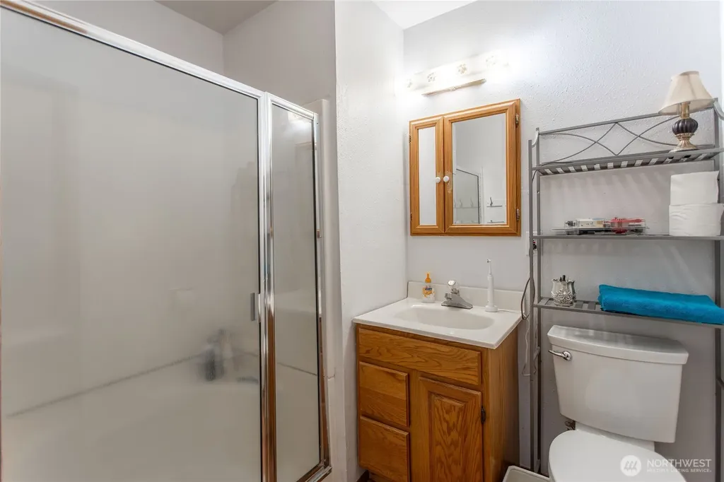 371 Pigeon Springs Road Onalaska WA 98570