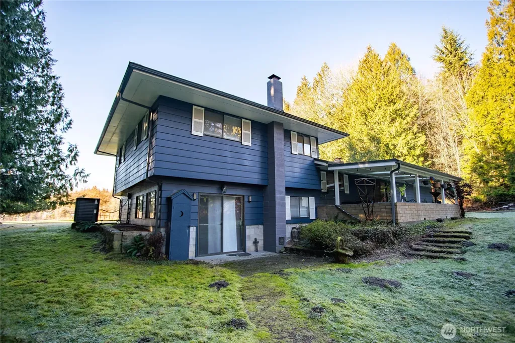 371 Pigeon Springs Road Onalaska WA 98570