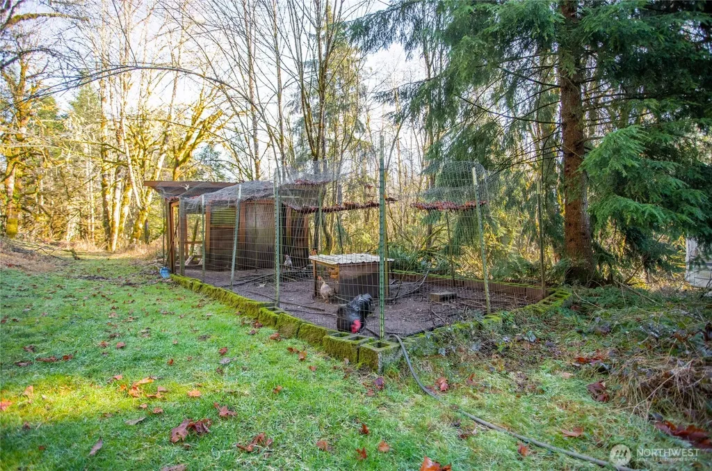 371 Pigeon Springs Road Onalaska WA 98570
