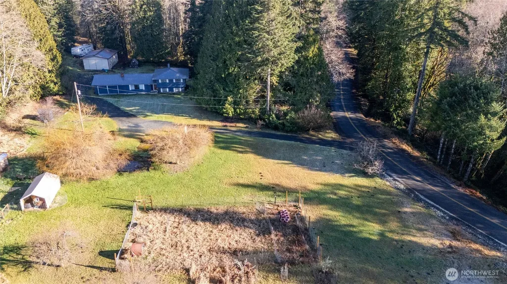 371 Pigeon Springs Road Onalaska WA 98570