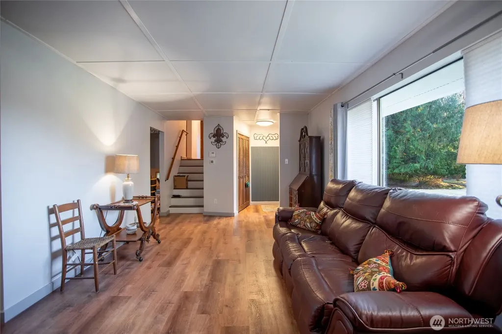 371 Pigeon Springs Road Onalaska WA 98570