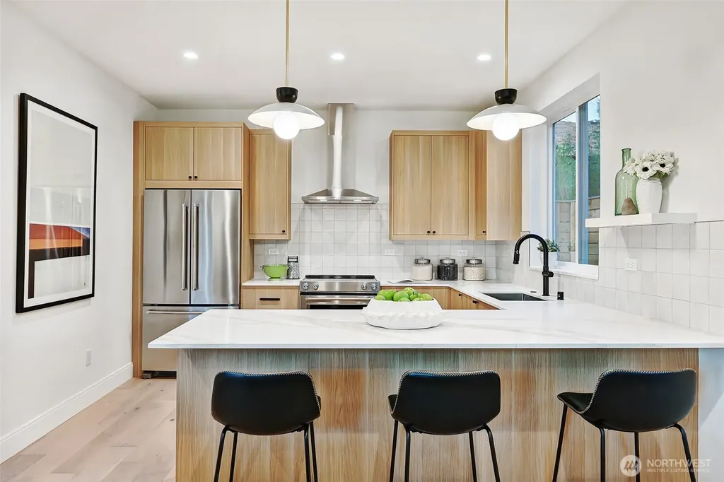 8812 41st Avenue SW Seattle WA 98136