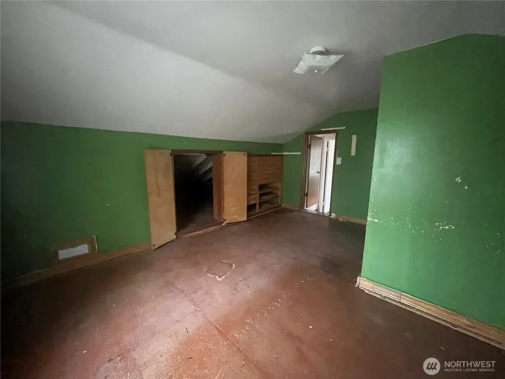 16919 12th Place NE Shoreline WA 98511