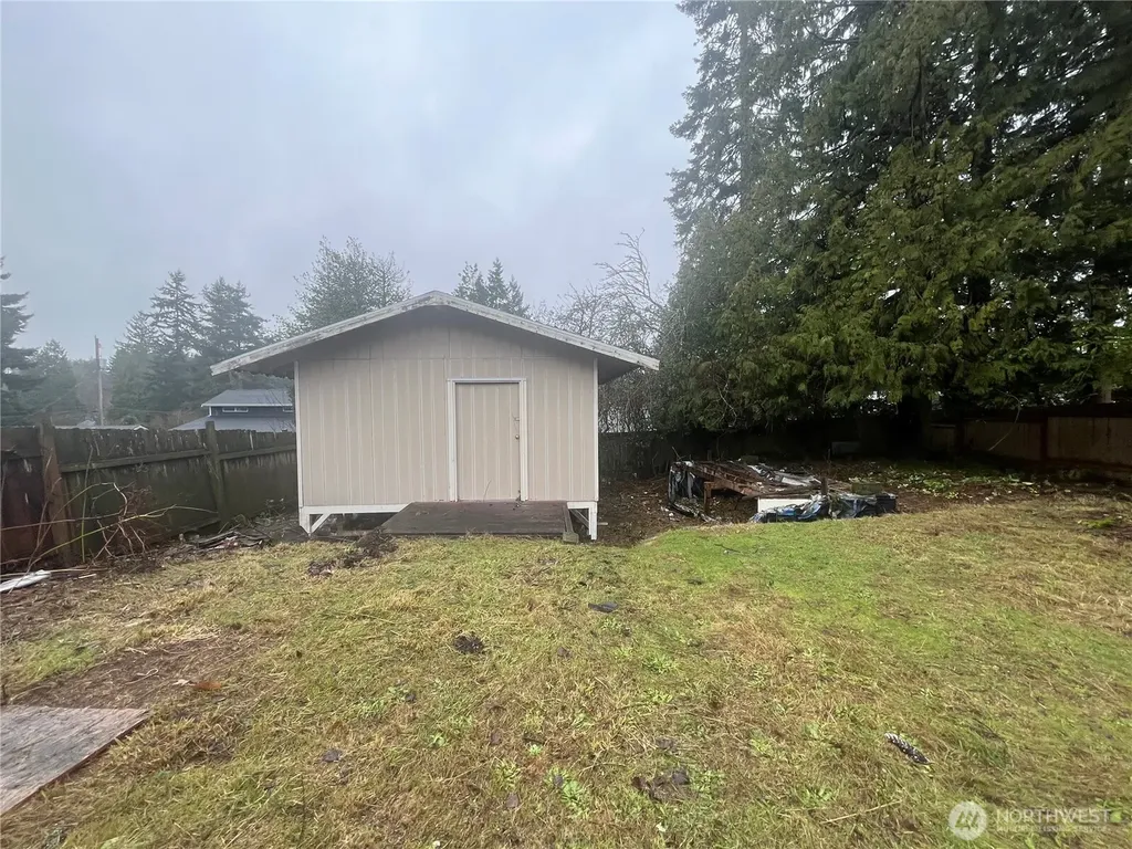 16919 12th Place NE Shoreline WA 98511