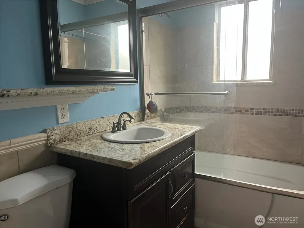 16919 12th Place NE Shoreline WA 98511