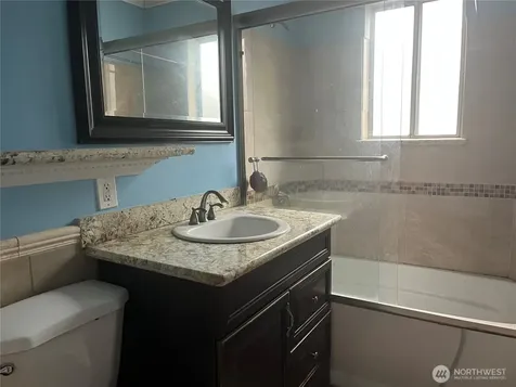 16919 12th Place NE Shoreline WA 98511