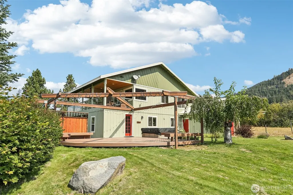 18527 Hazel Street Leavenworth WA 98826
