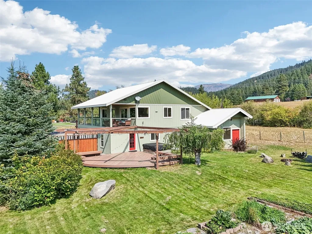 18527 Hazel Street Leavenworth WA 98826