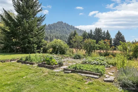 18527 Hazel Street Leavenworth WA 98826