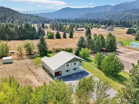18527 Hazel Street Leavenworth WA 98826