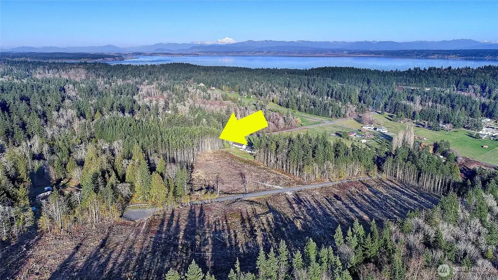 0 E Mountain View Road Camano Island WA 98282
