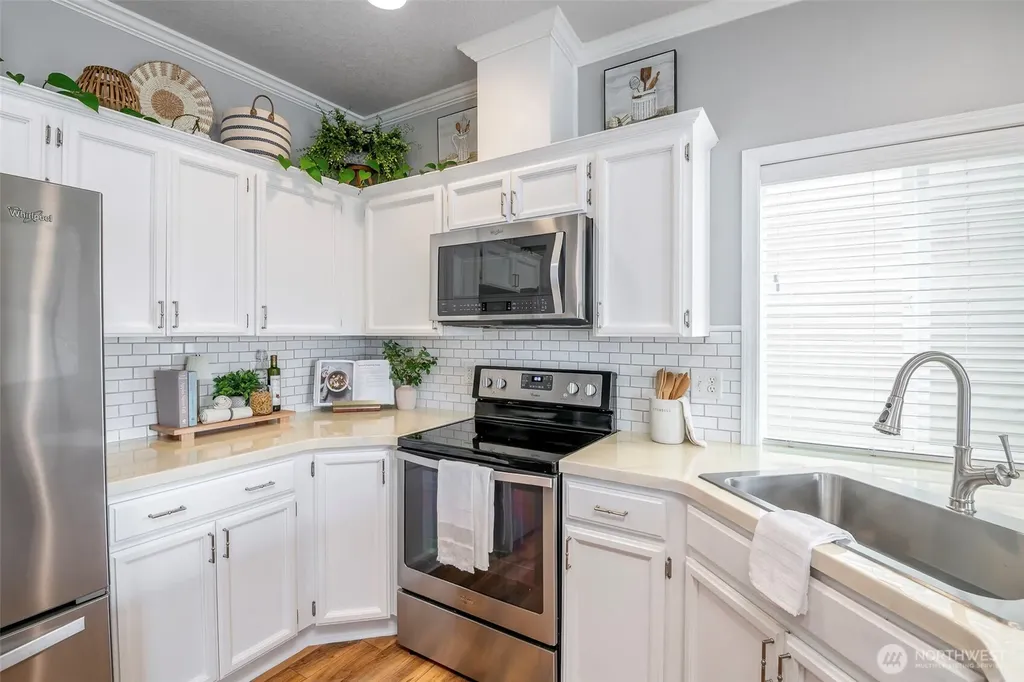 7115 33rd Avenue NE Lacey WA 98516