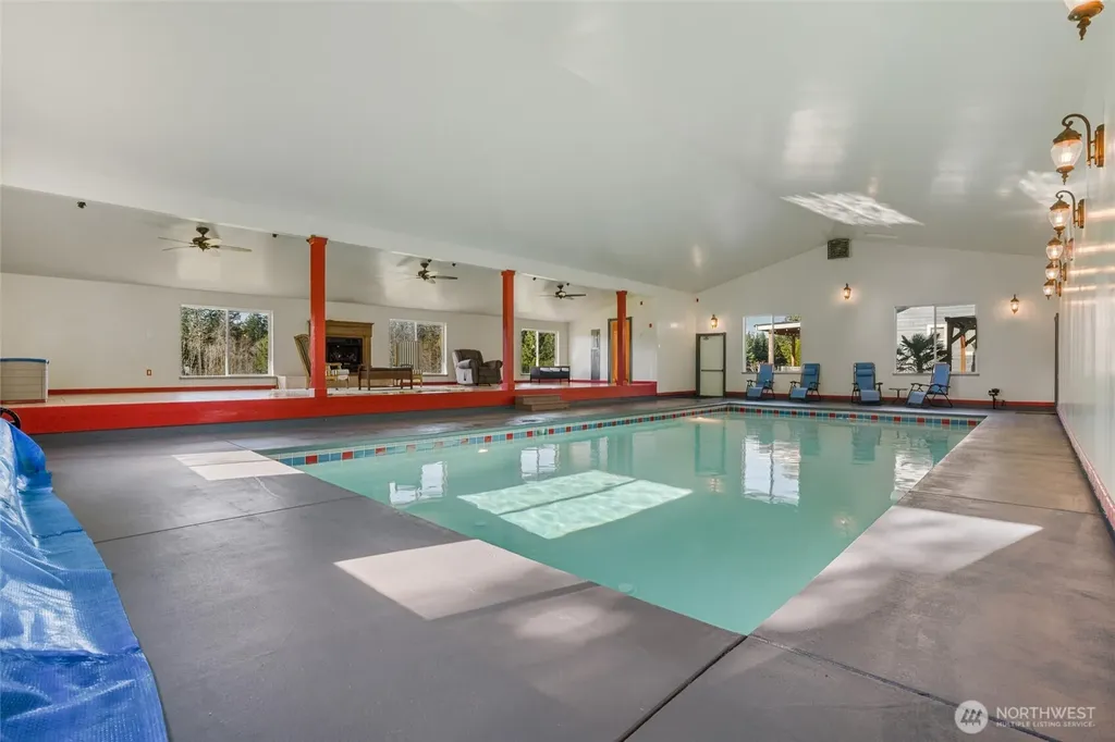 5540 SW Old Clifton Road Port Orchard WA 98367