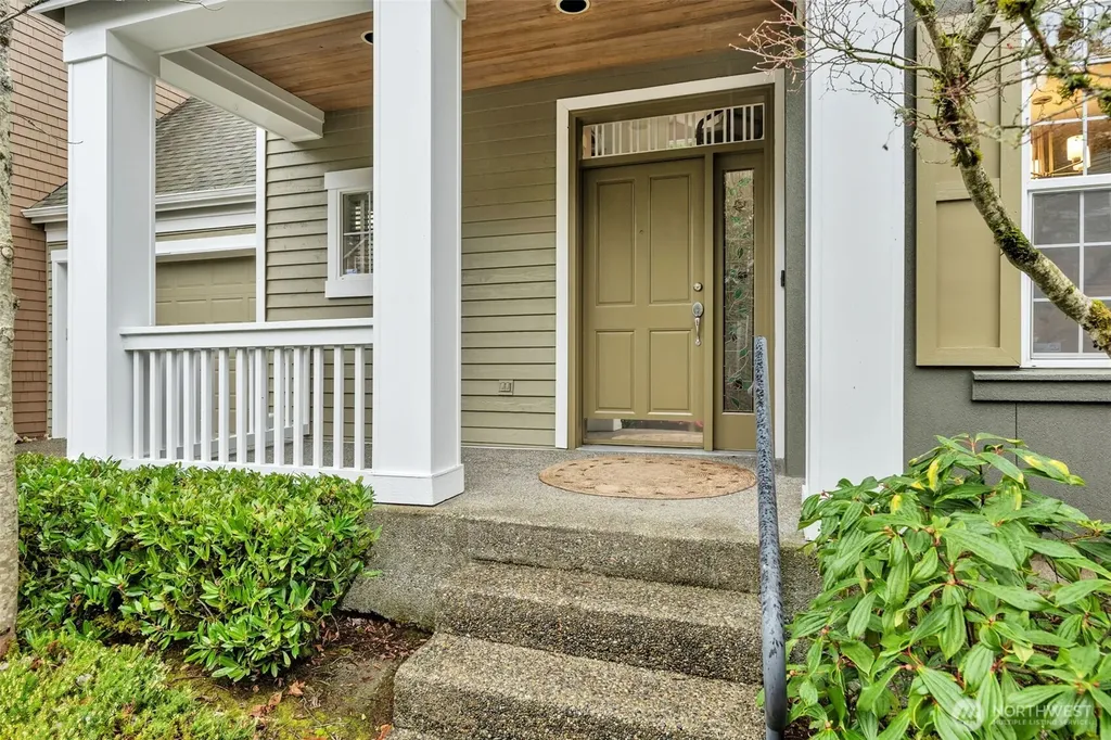 6441 SE Cougar Mountain Way Bellevue WA 98006