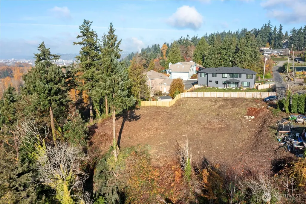 910 64th Avenue E Fife WA 98404
