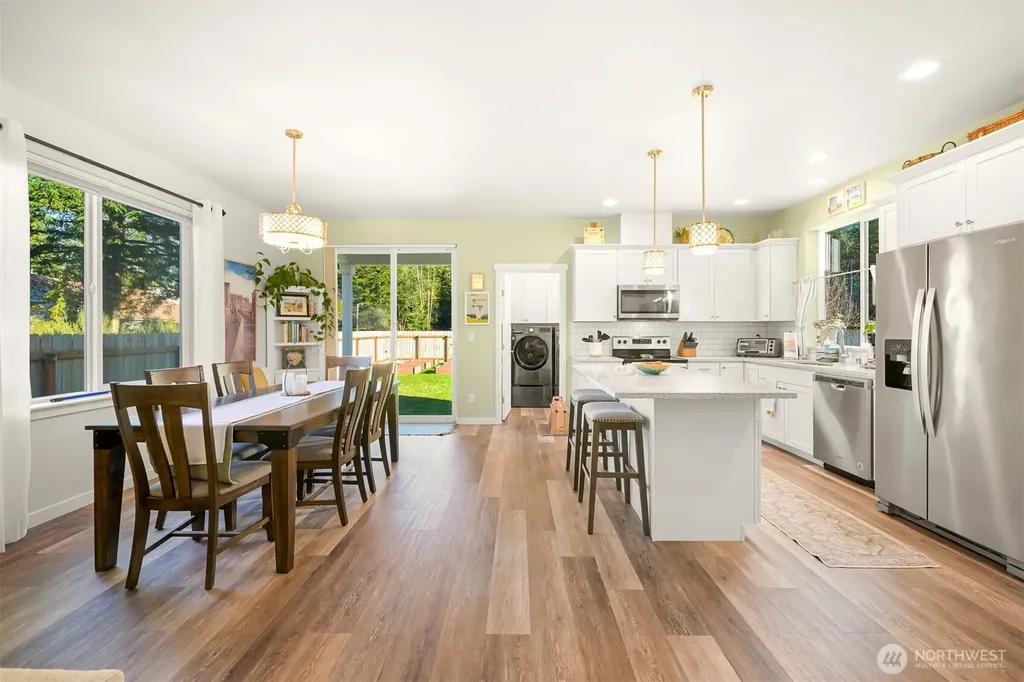8268 Balfour Valley Lane Maple Falls WA 98266