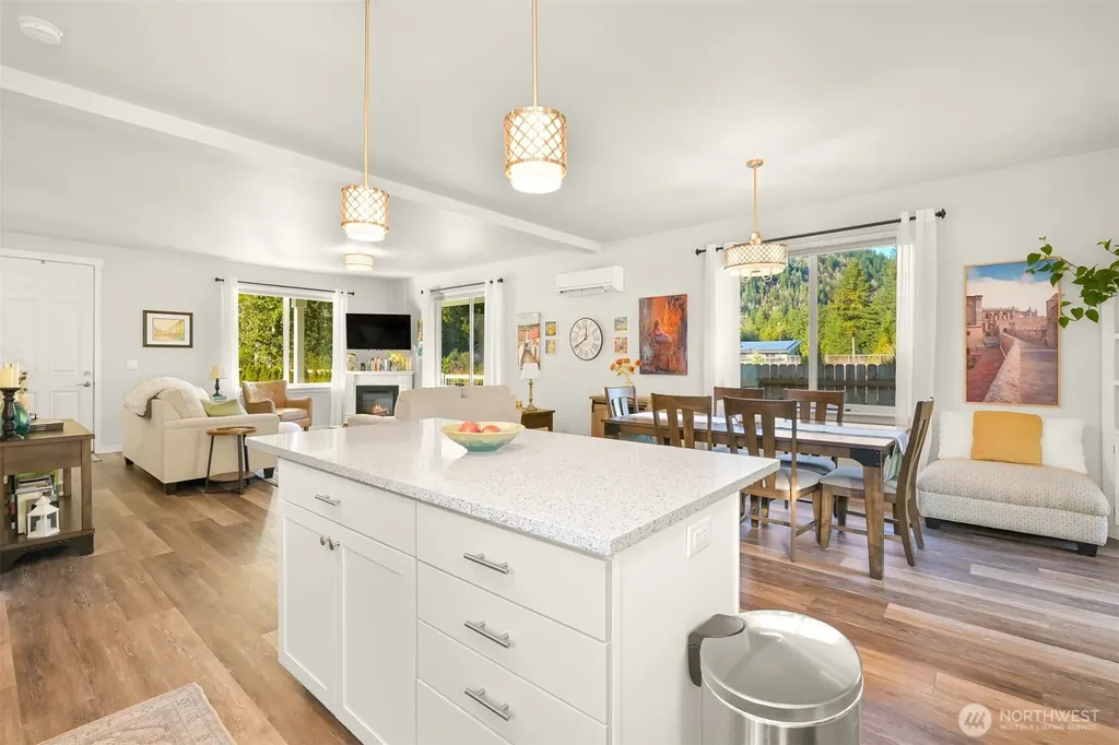 8268 Balfour Valley Lane Maple Falls WA 98266