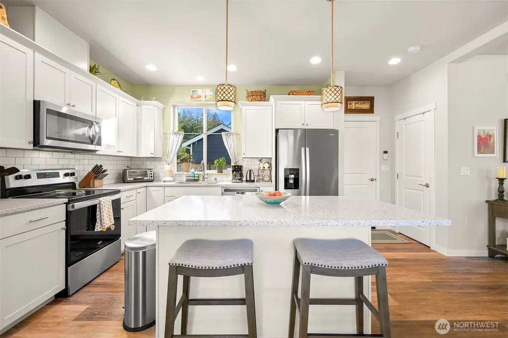 8268 Balfour Valley Lane Maple Falls WA 98266